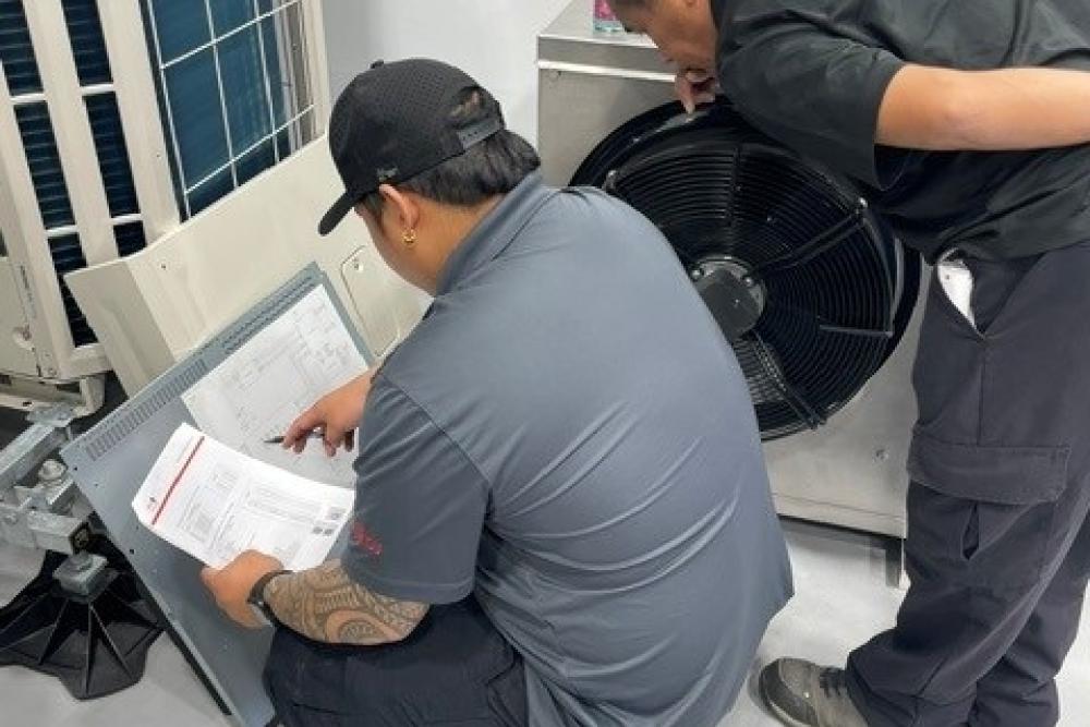 Fujitsu VRF Certification Class 2 hands-on training at the Bob Kayser Training Center