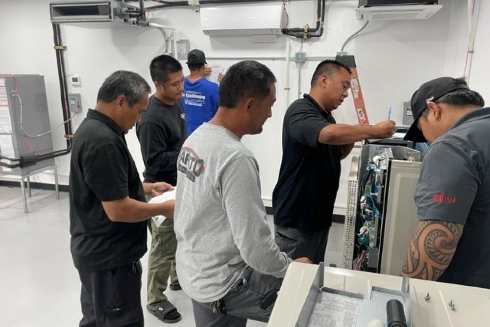 Fujitsu VRF Certification Class 2 hands-on training at the Bob Kayser Training Center