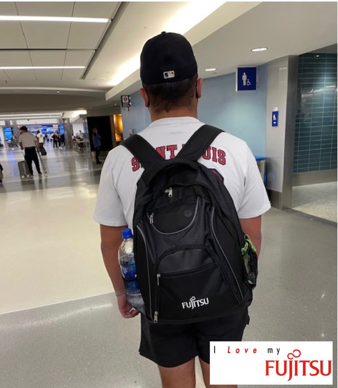 Spotted at Los Angeles international airport. This cool and smart student from Hawaii returning to school representing Fujitsu!
#oahuhvac #mauihvac #kauaihvac #hawaiihvac #hawaiihvaccontractor #hawaiihvacsuperstore #hvactechnician #hvac #plumbing #electrician #hvactech #hvacinstall #hvaccontractor #hvacquality #hvaccontractor #hvacinstallation #airconditioninginstallation #airconditioningcontractor #facilitymanagement #propertymanagement #hawaiiconstruction #hawaiicontractor #hawaiihotel #hawaiischool #hawaiibusiness